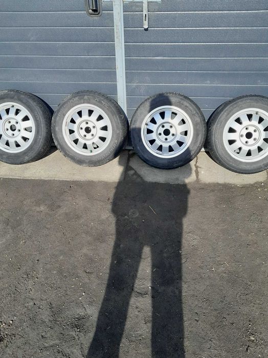 Alufelgi 15 '' 195 /65 r15 VW Audi z oponami letnimi