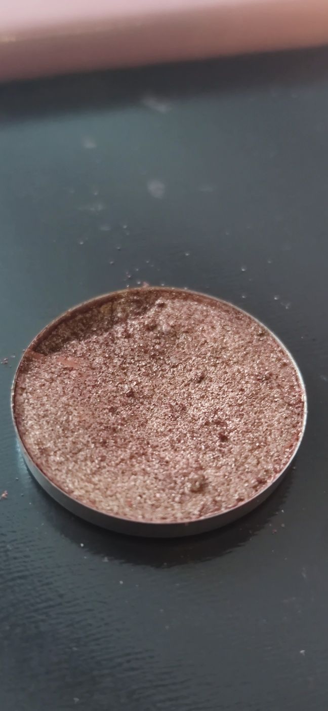 Glam shop cień do powiek KUTIA