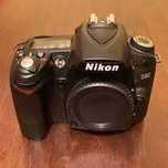 NIKON D90 - Estado Novo (apenas 13 K disparos)