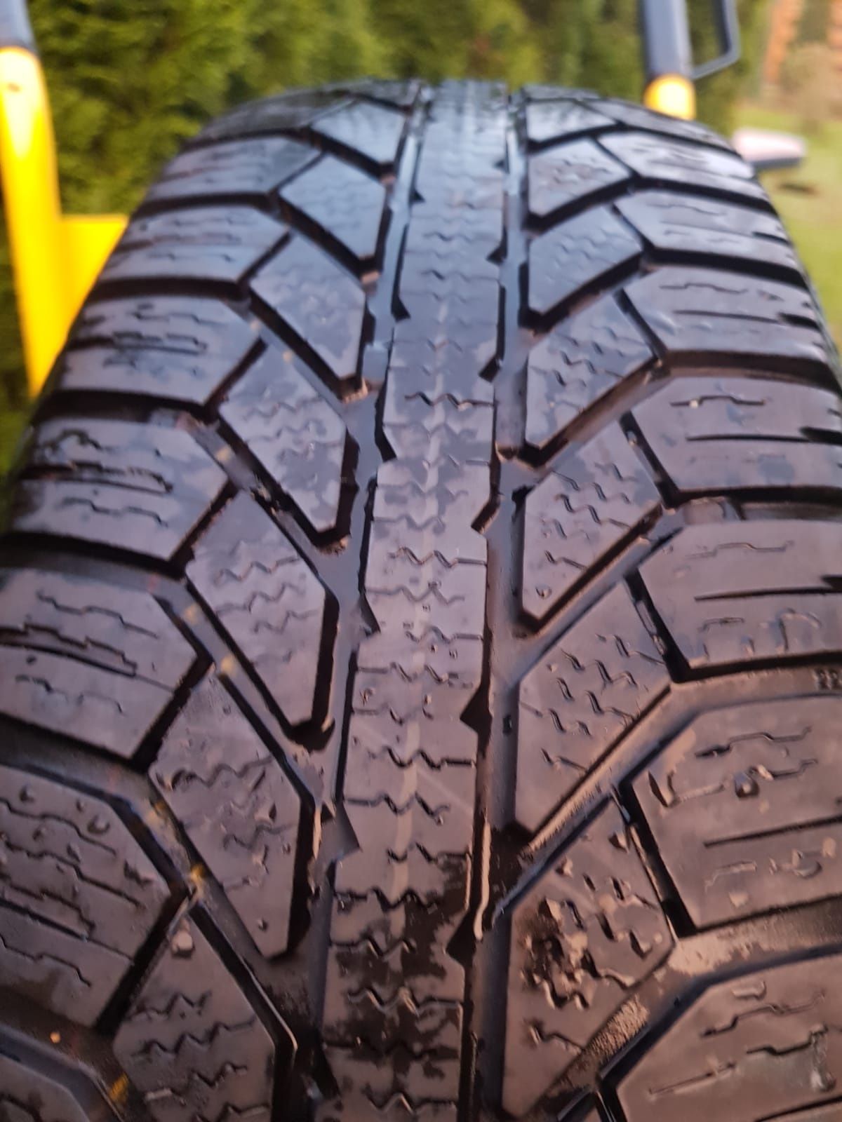 Opony 165 / 70 / R 14 T