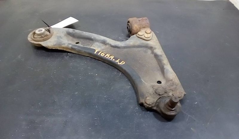 Braço Suspensão Frente Dto Opel Tigra Twintop (X04)