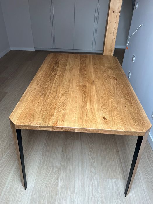 Morosa IWC HOME Nowoczesny dębowy stół do jadalni 140x90
