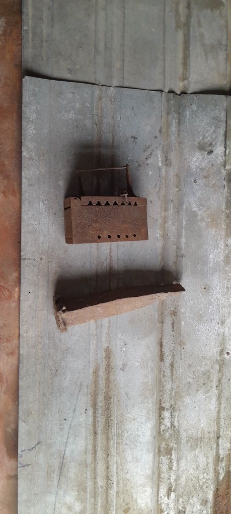Продам старинный утюг на углях
