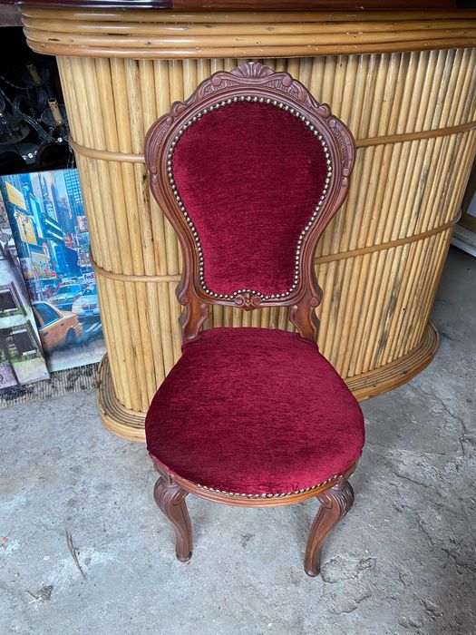 Cadeira Madeira Maciça Nobre Centenária Veludo Vermelho