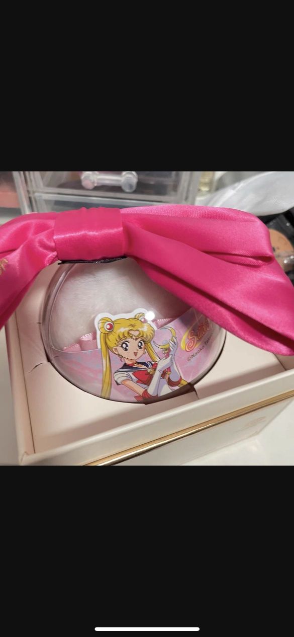 Puder rozświetlający Sailor Moon