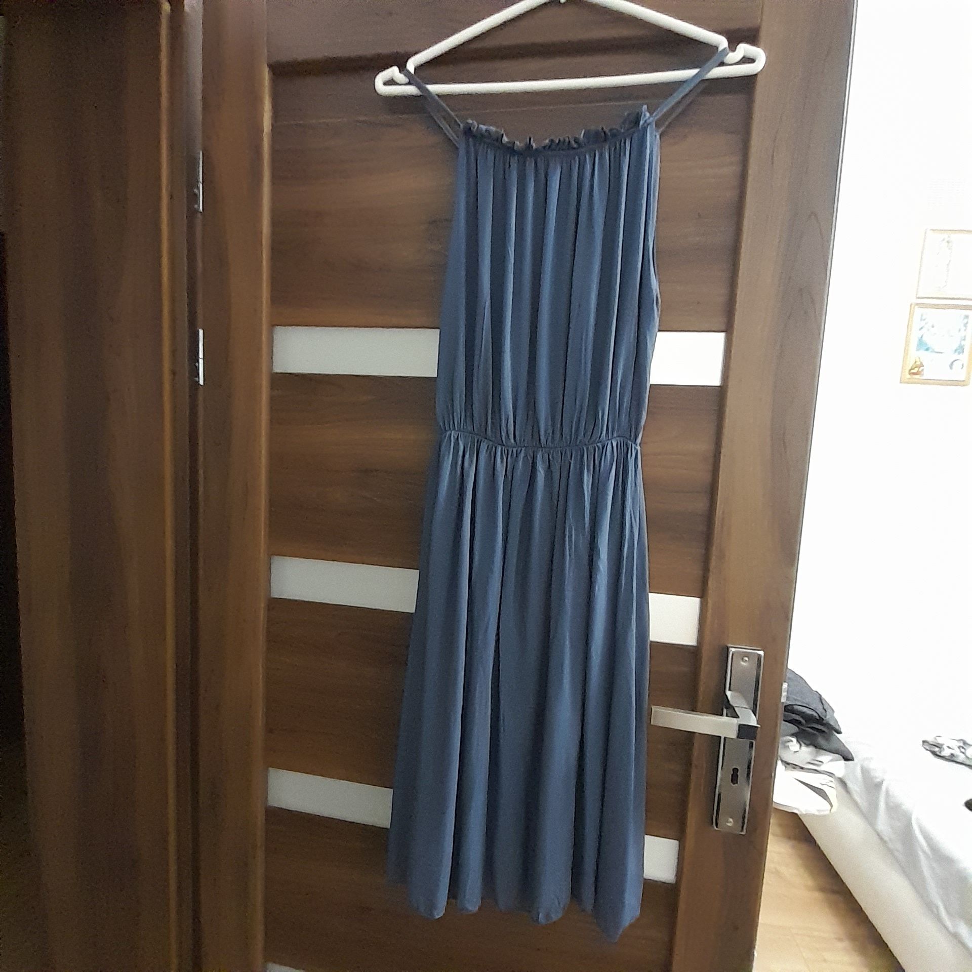 Zwiewna włoska sukienka
