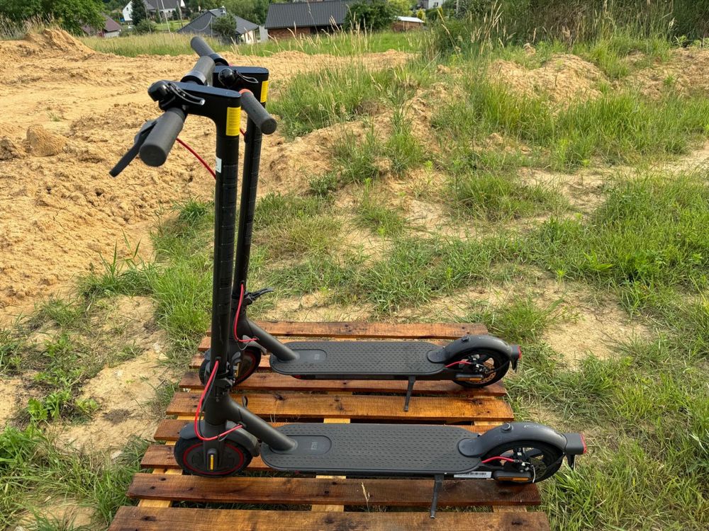 Hulajnoga elektryczna Xiaomi Mi PRO 2 300W 45km