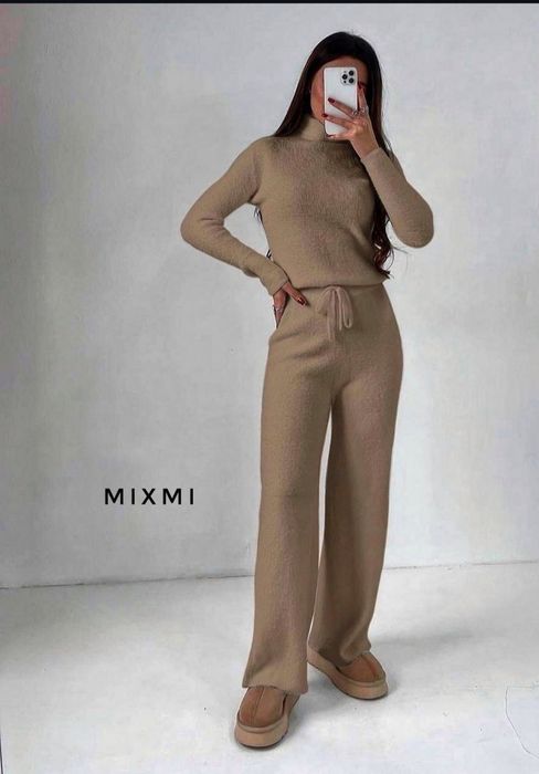 Костюм комплект брючный  , M , L