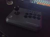 Hori Fighting Stick Mini [PC/Switch], Pad idealny do bijatyk