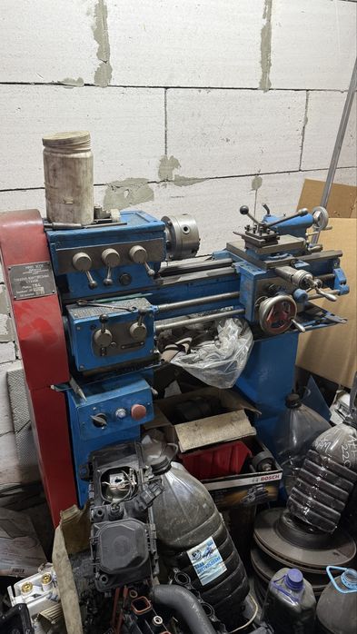 Продам токарний станок тв 4