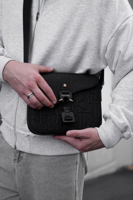 Кожаная сумка Dior