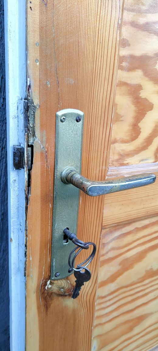 Drzwi drewniane 93,5cm, solidne świerk