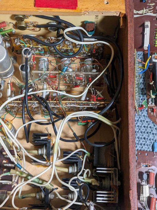 Радіодеталі різні ціна за лот