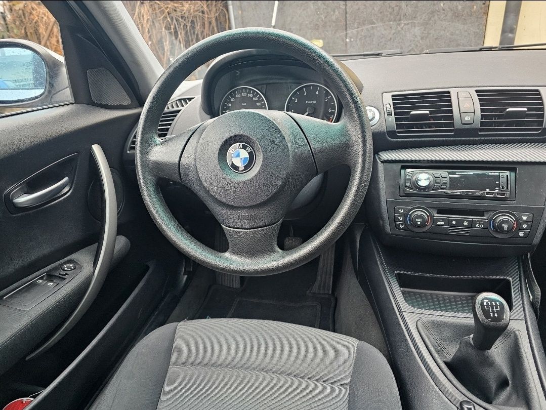 Bmw 1 e87 2008r 2.0 benzyna