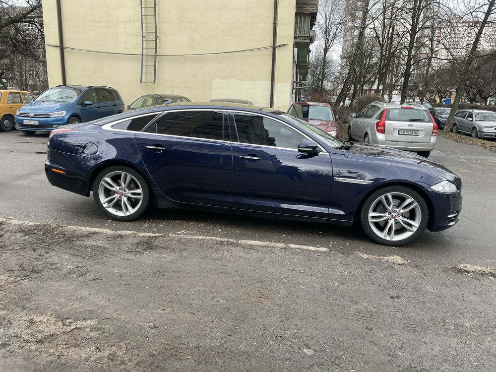 Продам Jaguar XJL