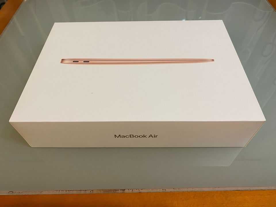 MacBook Air 13.3 Gold