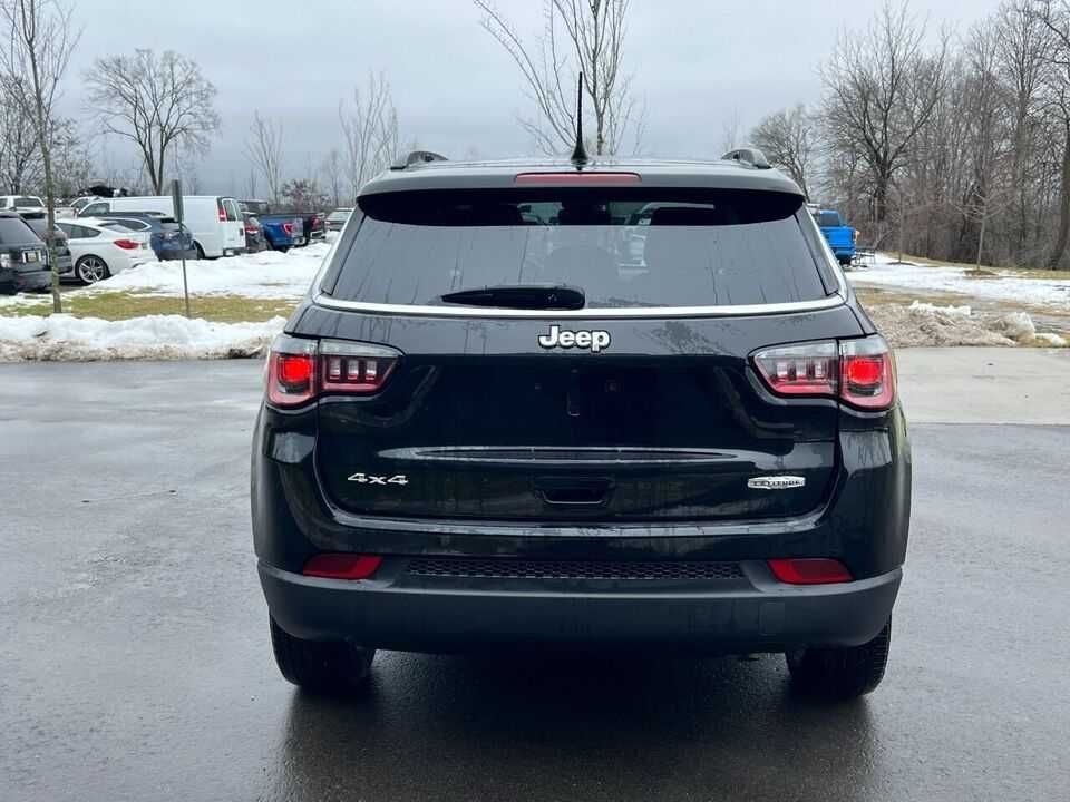 2022 Jeep Compass Latitude 4x4 4dr SUV