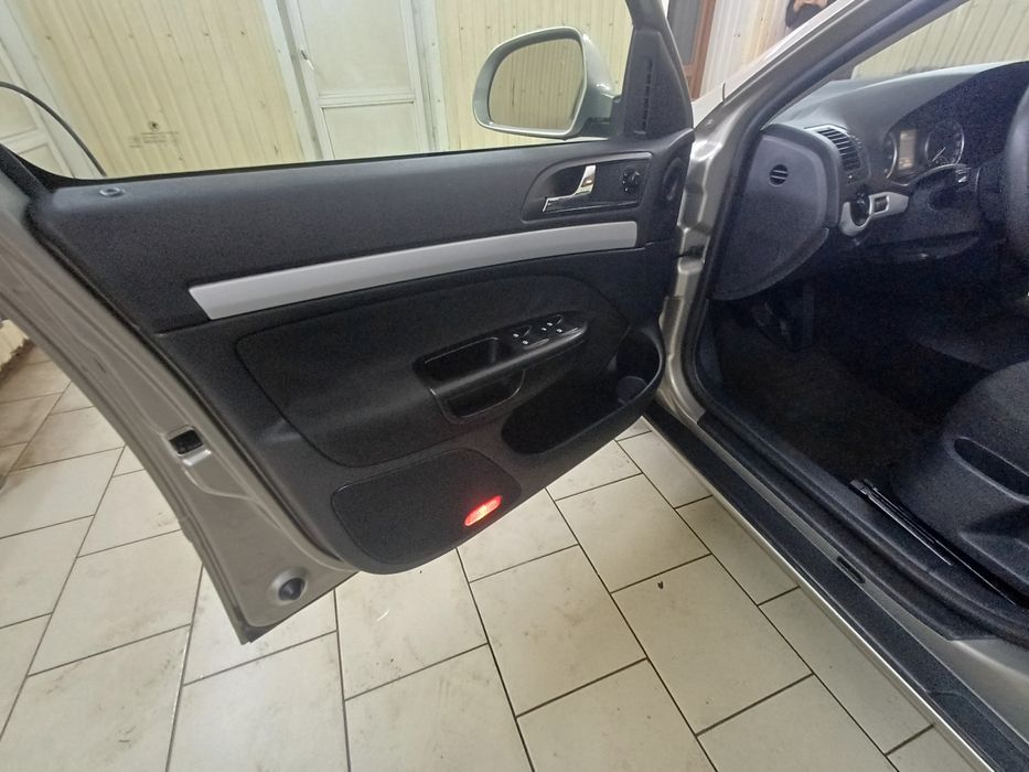 Продам skoda a5 1.4 tsi 2010 рік