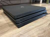 PlayStation 4 Pro 1TB CUH-7116B + 2 pady + 10 gier + kable