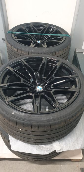 Jantes originais modelo M com pneus para BMW M2 (G87)
