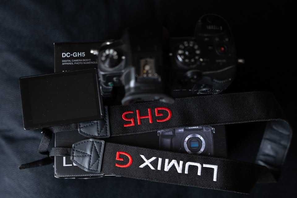 Lumix GH5 + VLOG świetny stan.
