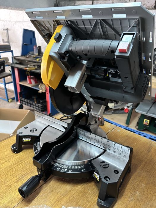 Maquina de corte duplo