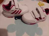 Tenis adidas n.24 novos