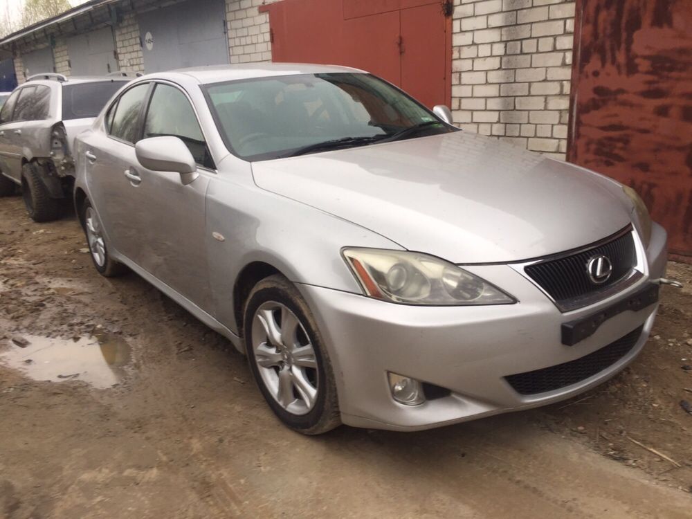 Разборка Lexus IS 2005-2013 на запчасти