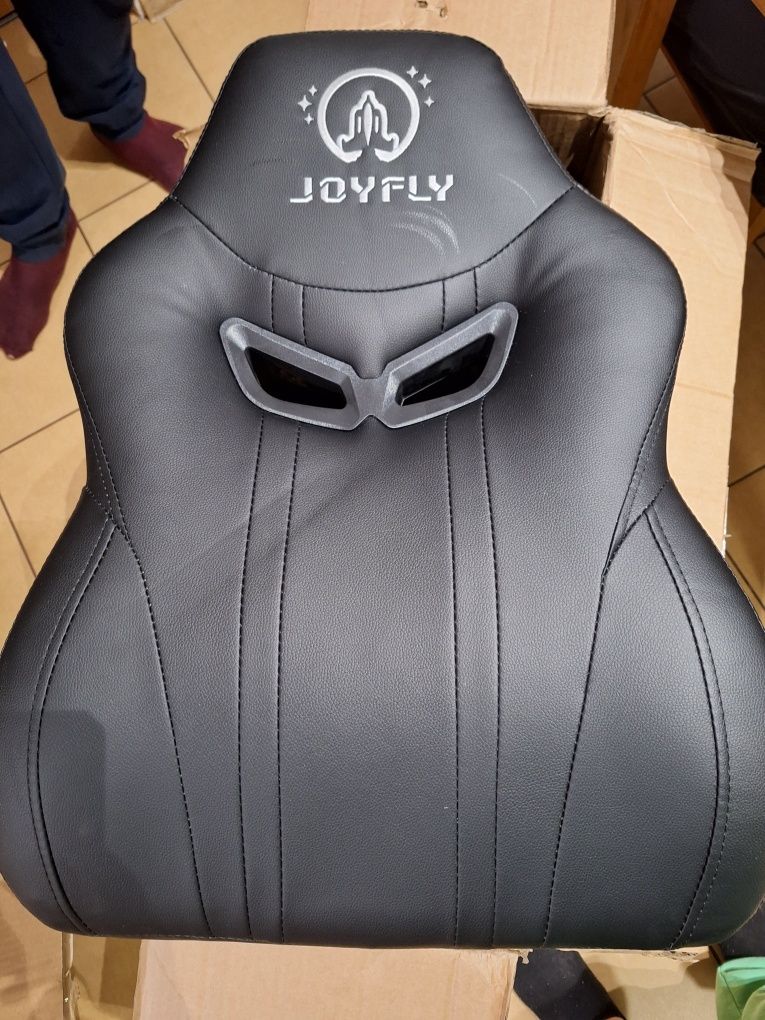 Joyfly fotel gamingowy czarny