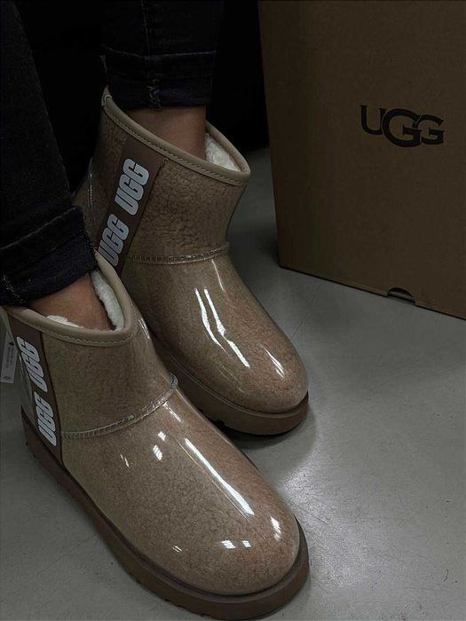 Жіночі Ugg уггі натуральна замш/овчина  Classic Clear Mini Beige/Black