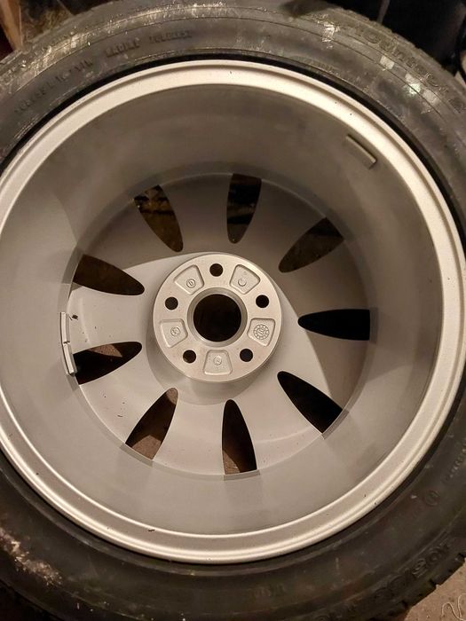 Sprzedam Alufelgi 16' -5szt oryginał + opony zimowe