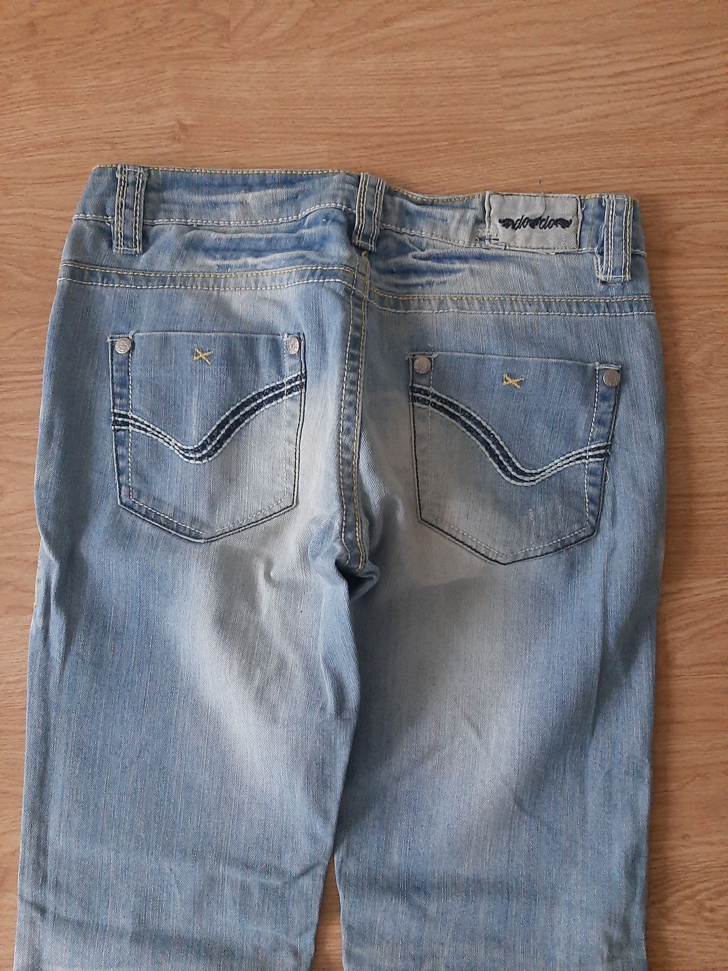 Spodnie  damskie  jeansowe  M