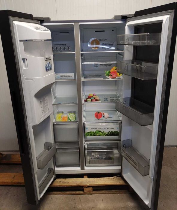 Lodówka SidebySide Samsung RH68B8831B1 Kostkarka NoFrost OUTLET 14JG17