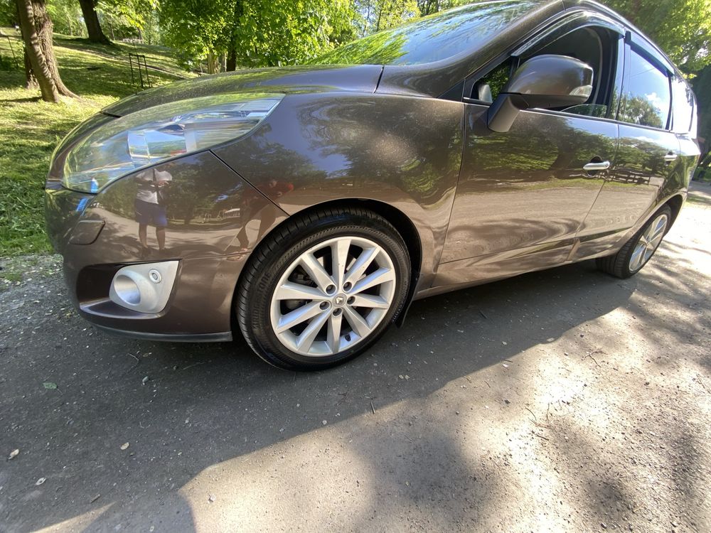 Renault Grand Scenic