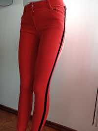 Czerwone rurki spodnie z lampasem S