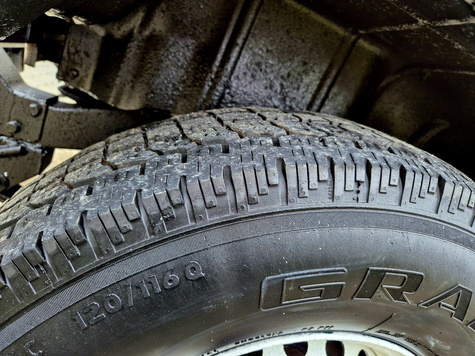Anibal Santana Ps10 Land Rover Defender Iveco silnik Zamiana