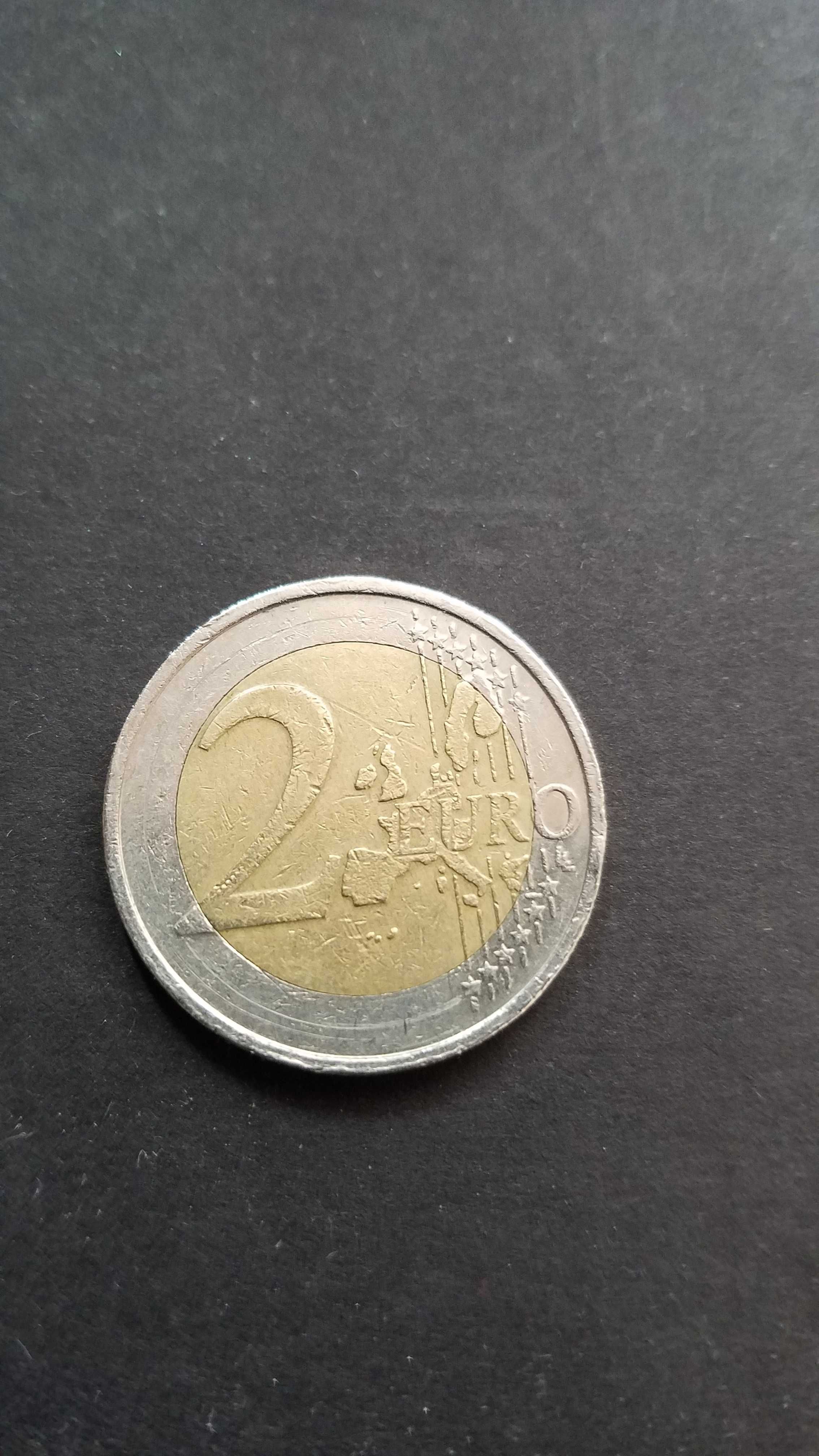 Moeda de 2 euros da Finlândia 1999 com defeito