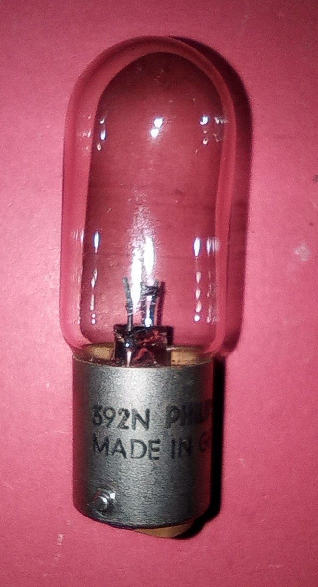 Специальная лампа Philips 392N 25V 1A РН 25-25 25 В 1А