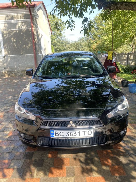 Мітсубісі лансер 10