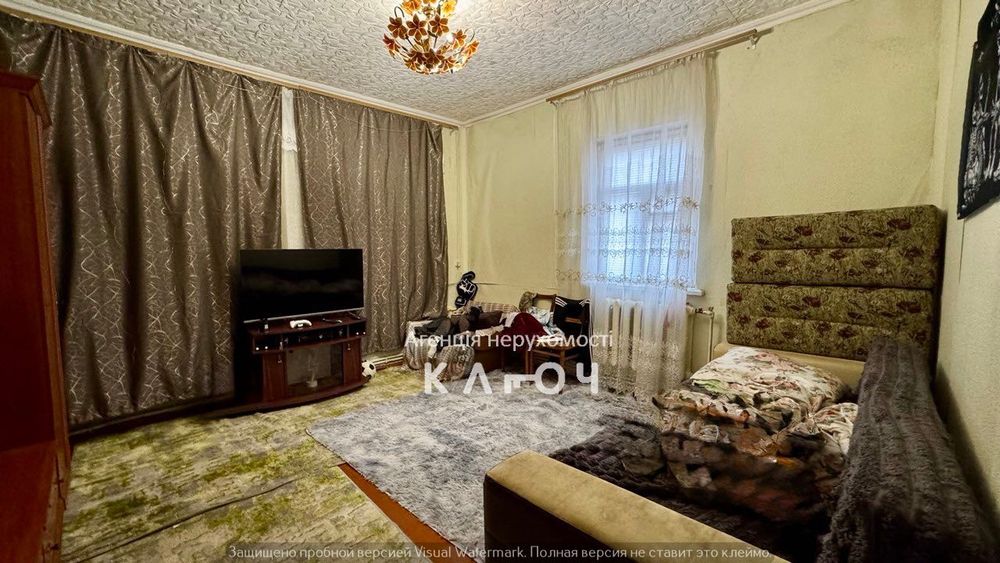 Продаж частини будинку з окремим двором в р-ні Критого ринку!