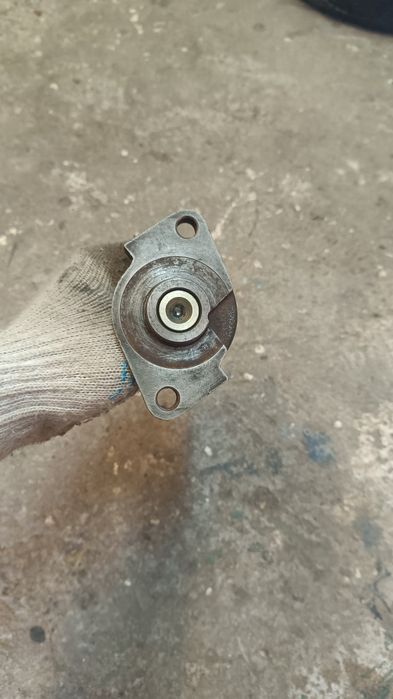 Главний тормозний циліндр