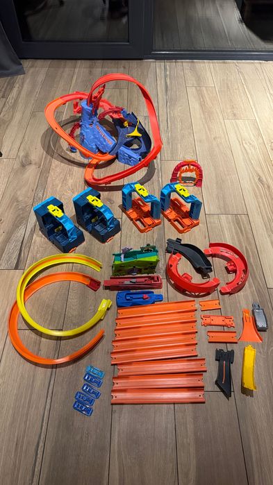 Hot wheels - Tory, przyspieszacze, wulkan, itd.