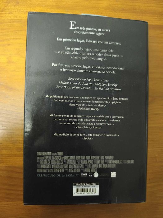 Livro "Crepúsculo"