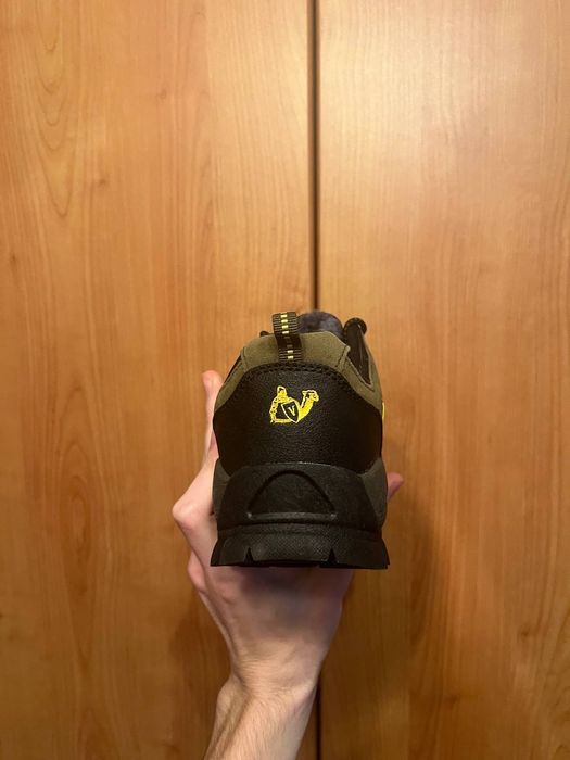 Черевики кросівки 42 розмір зимові осінні тактичні зеленого кольору