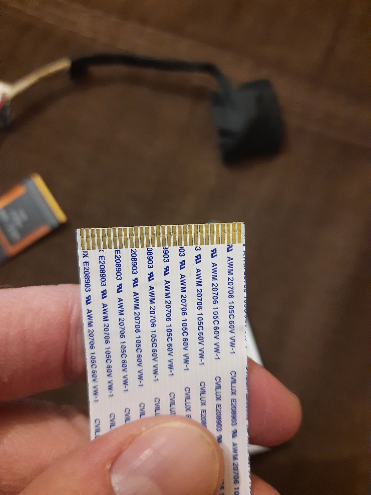 LVDS шлейф різні