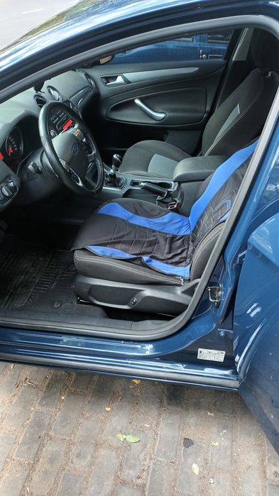 Продам Ford mondeo. Дизель 2л