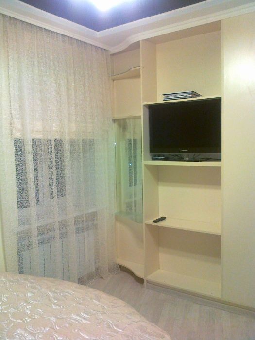 подобово посуточно.2х.кімт./ліжка 2+2+1+1/ р-нЖДВ Зміїв.обл.Харківська