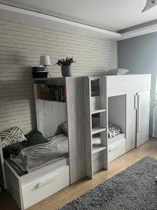 Sprzedam łóżko piętrowe