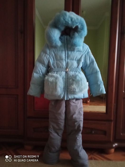 Продам детский зимний комбинезон