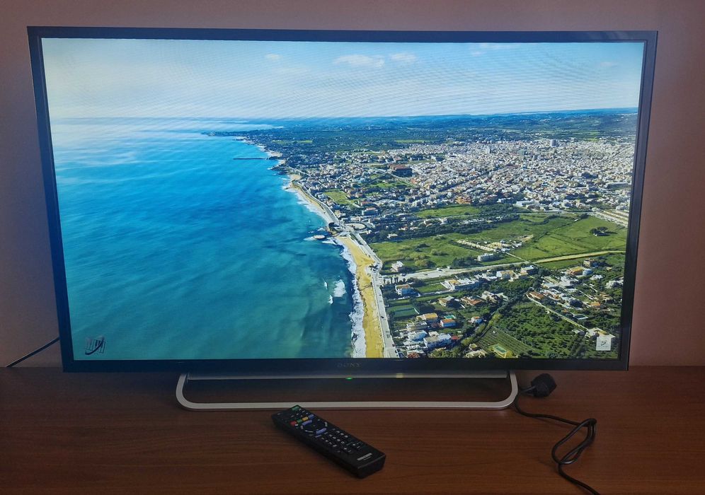 телевізор "40" SONY KDL-40W605B